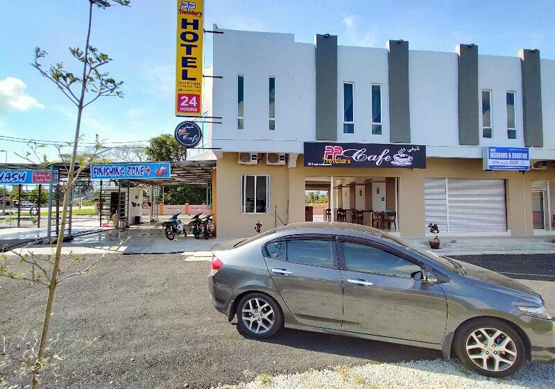 Pp Traveller's Hotel By Oyo Rooms