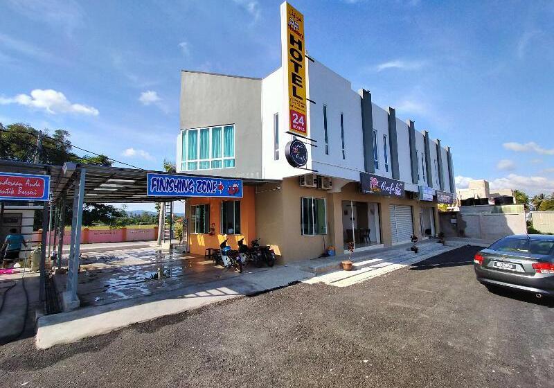 Pp Traveller's Hotel By Oyo Rooms