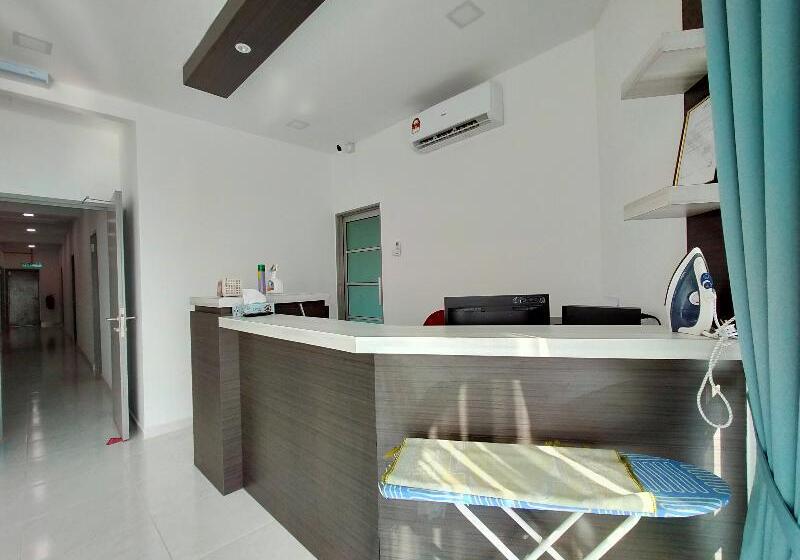 Pp Traveller's Hotel By Oyo Rooms