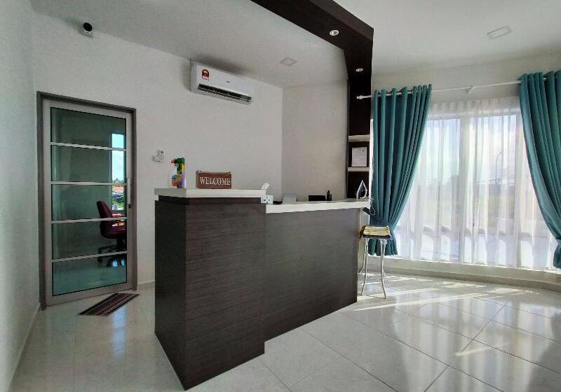 Pp Traveller's Hotel By Oyo Rooms