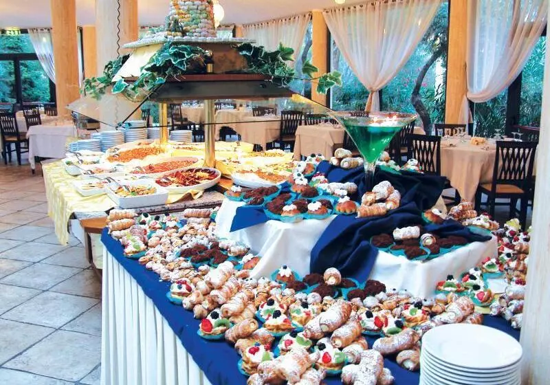 هتل Club Esse Palmasera Resort  - Il Borgo