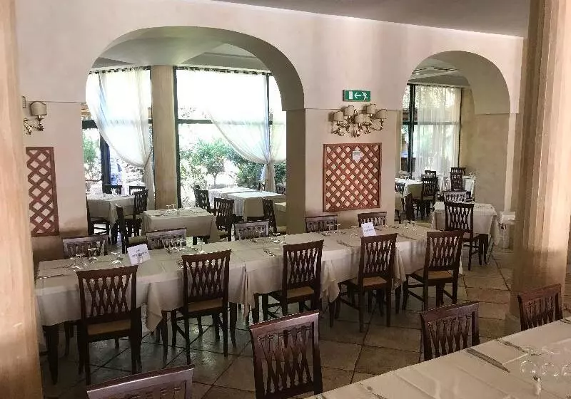 هتل Club Esse Palmasera Resort  - Il Borgo