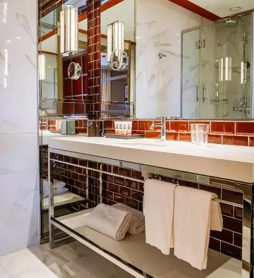 Hotelli Vincci Ponte de Ferro