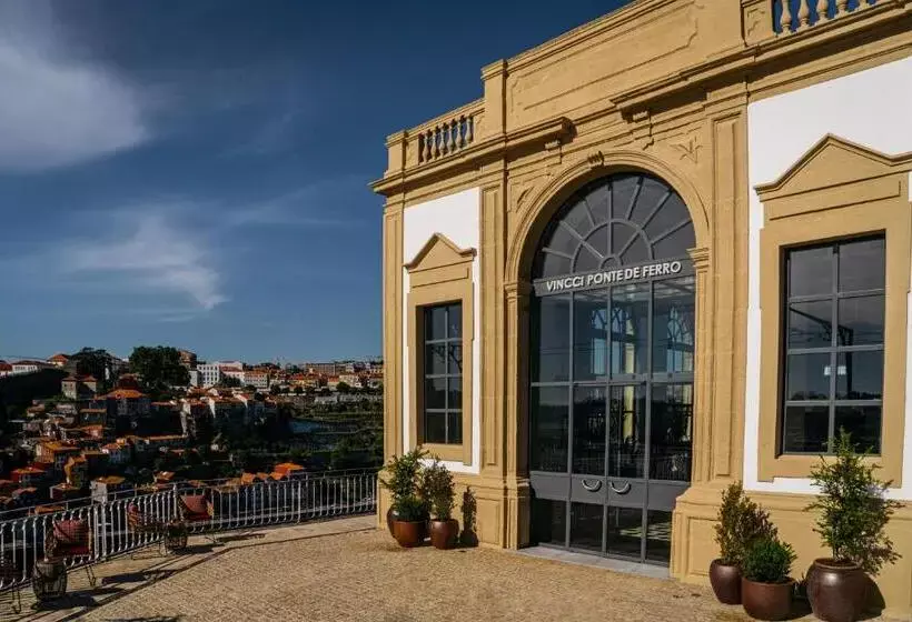 Hotelli Vincci Ponte de Ferro