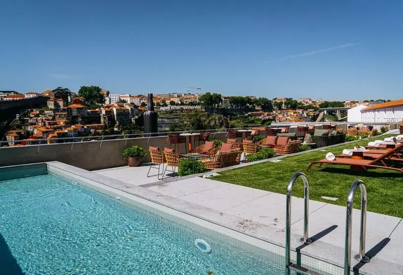 Hotel Vincci Ponte De Ferro - Ribeira