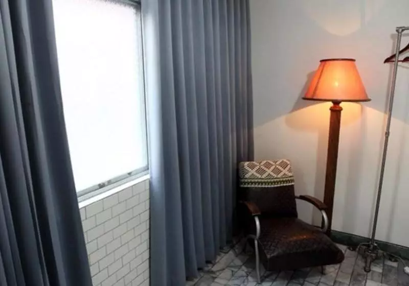 هتل Xie Tainan Castle Town B&b