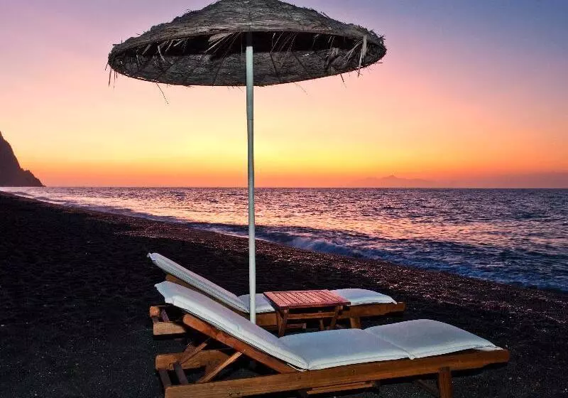 Atlantis Beach Villa