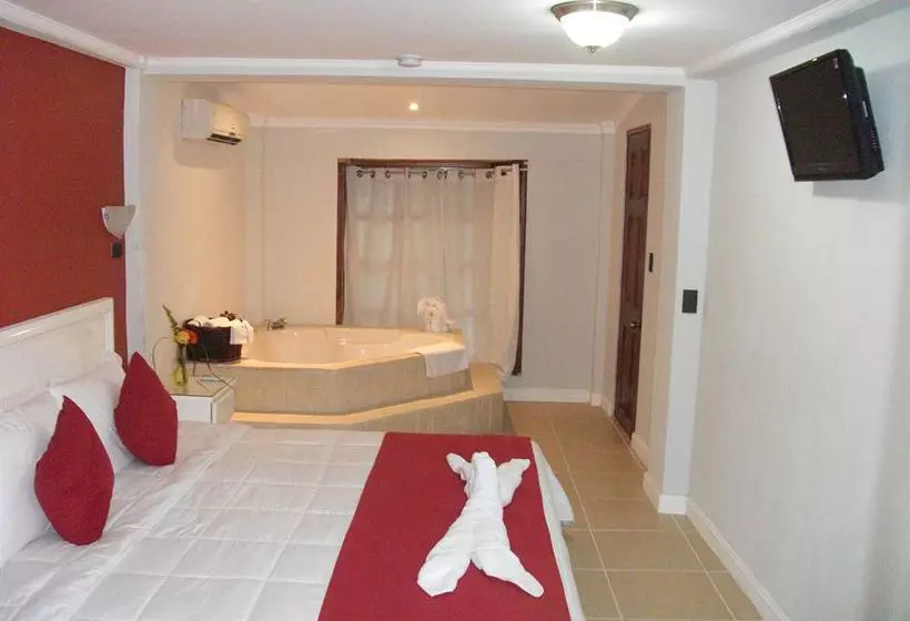 Hotel Copacabana  And Suites  Adults Only