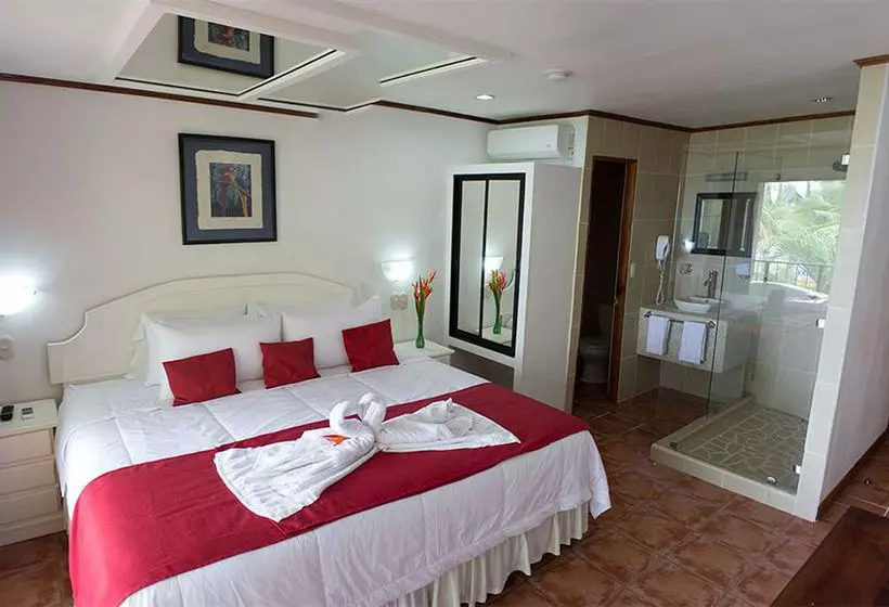 Hotel Copacabana  And Suites  Adults Only