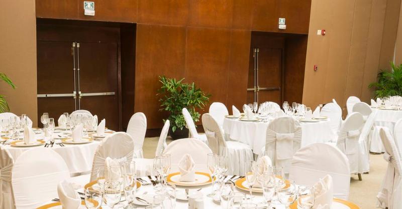 Grand Palladium Select White Sand Resort & Spa - All Inclusive