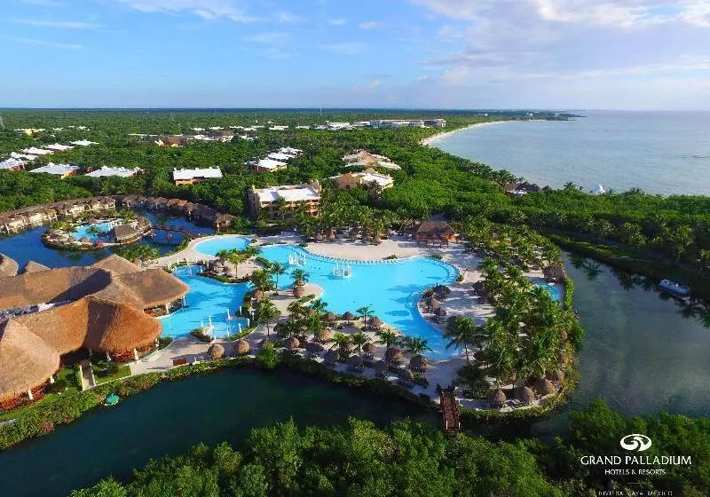 Grand Palladium Select White Sand Resort & Spa - All Inclusive