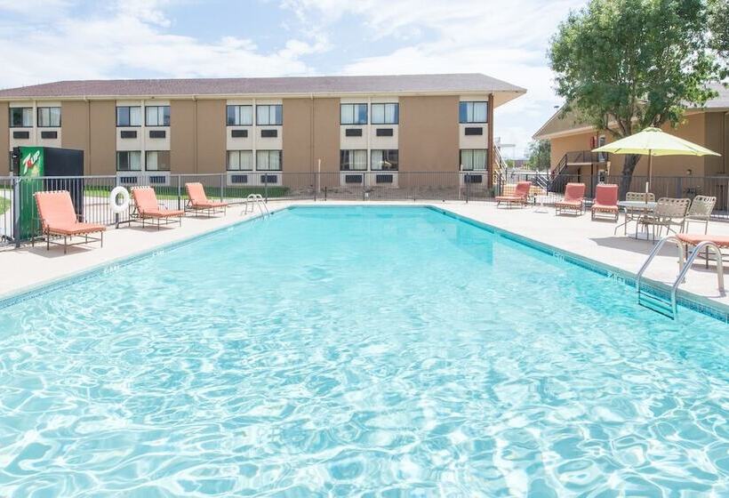 فندق Amerstone Inn & Event Center