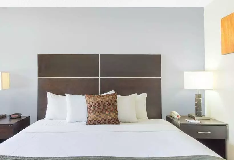 酒店 Amerstone Inn & Event Center