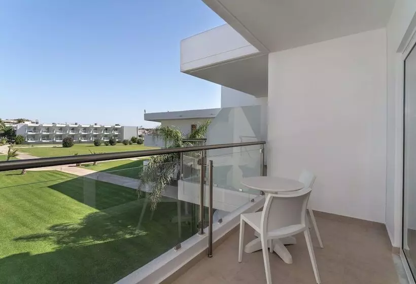 Отель Atlantica Kolymbia Beach