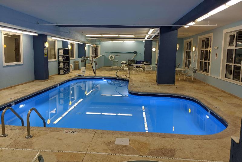 בית מלון כפרי Baymont By Wyndham Rockford