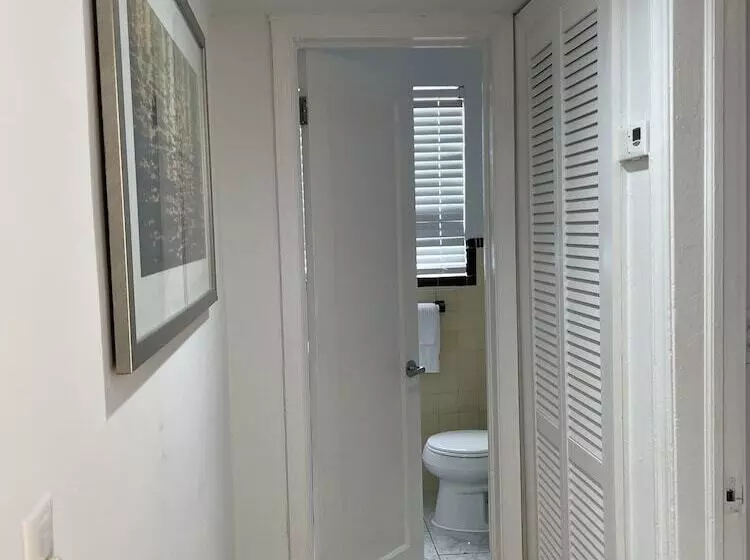 בית מלון כפרי Beach Place