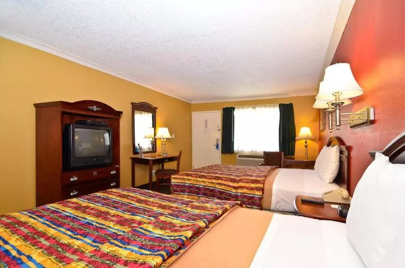 ホテル Gateway Inn Gardena