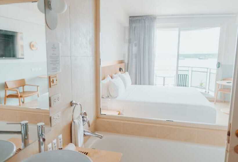 Grand Hotel & Casino