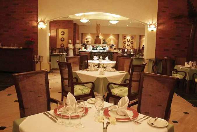 Grand Palladium Select White Sand Resort & Spa - All Inclusive