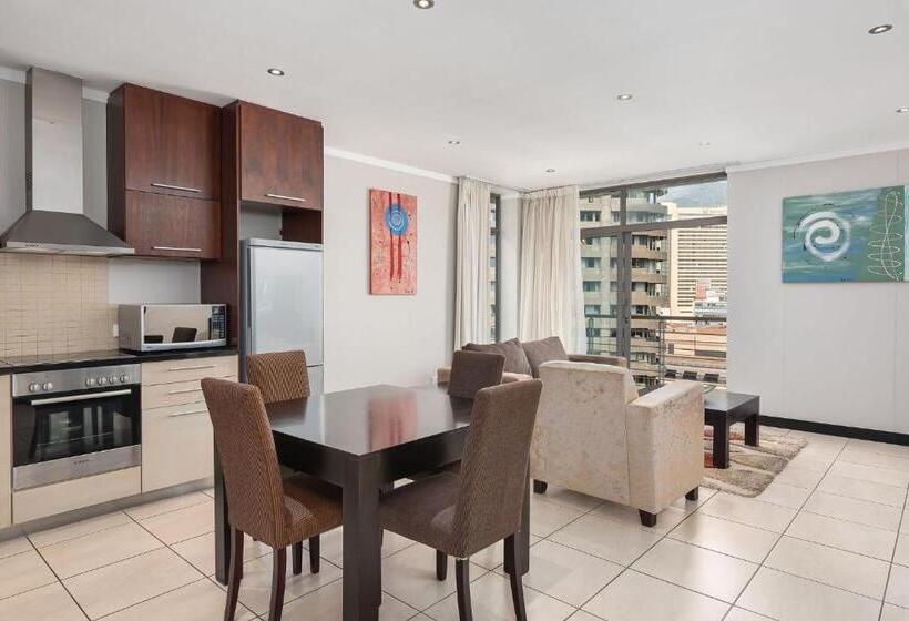 בית מלון כפרי Icon Luxury Apartments