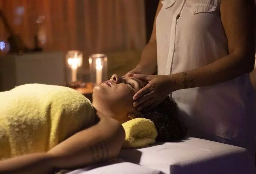 酒店 Ilha Branca Inn