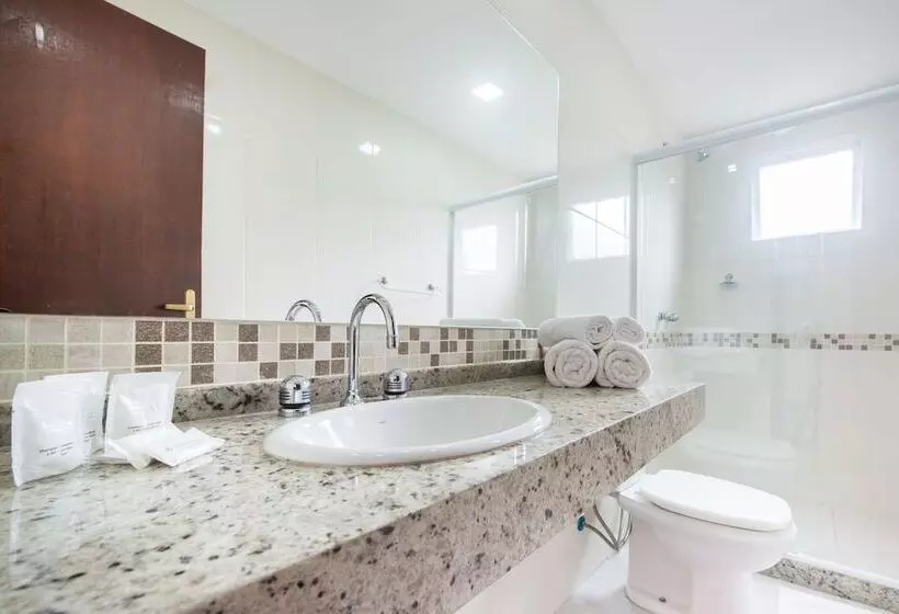 酒店 Ilha Branca Inn