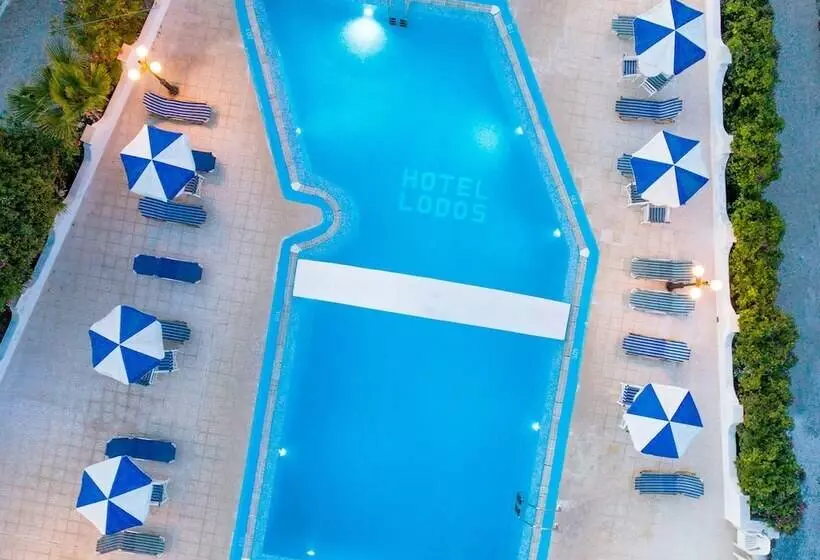 ホテル Lodos