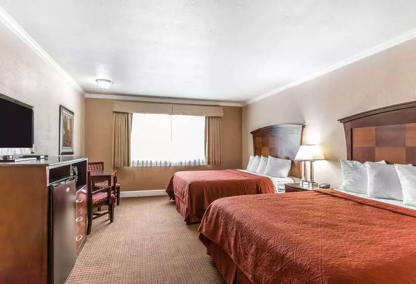 ホテル Quality Inn Near Hearst Castle