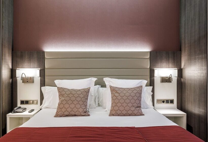 هتل Ronda Lesseps