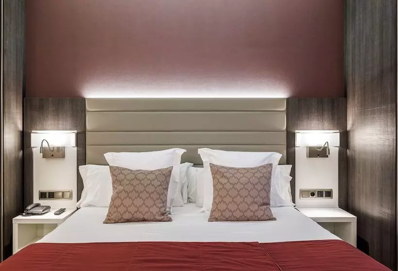 هتل Ronda Lesseps