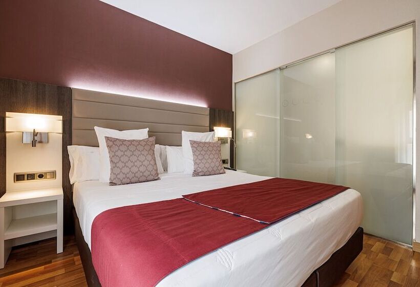 هتل Ronda Lesseps