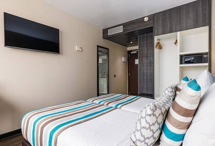 هتل Ronda Lesseps