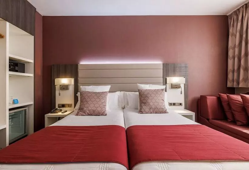 هتل Ronda Lesseps