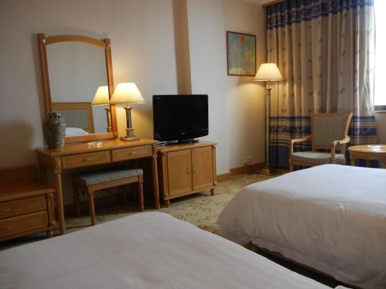 酒店 Rotating Palace