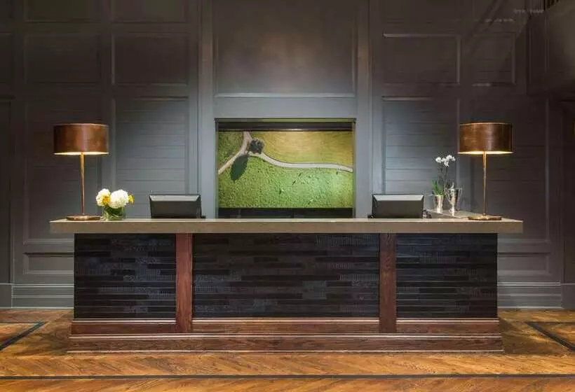 ホテル The Campbell House Lexington, Curio Collection By Hilton