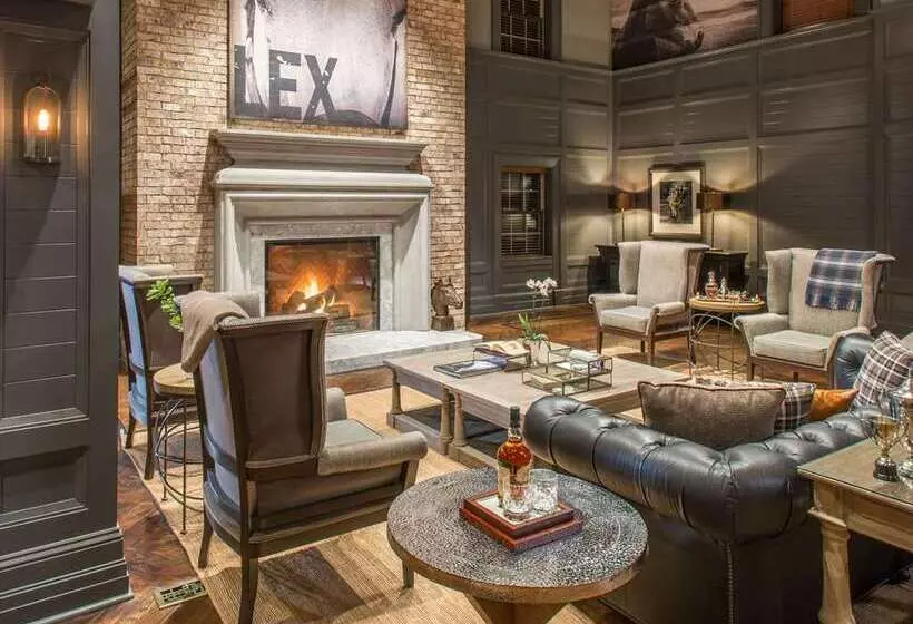 ホテル The Campbell House Lexington, Curio Collection By Hilton