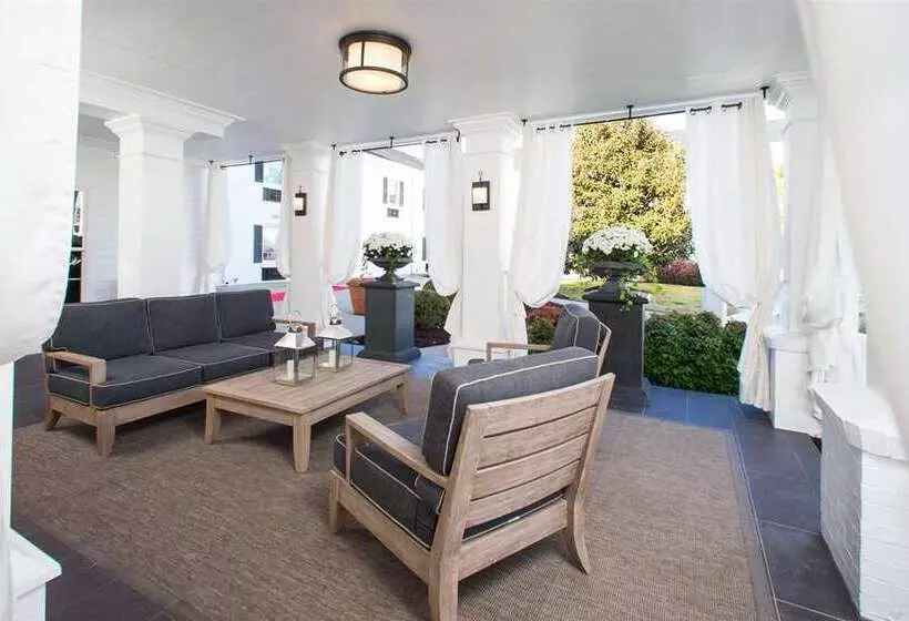 ホテル The Campbell House Lexington, Curio Collection By Hilton