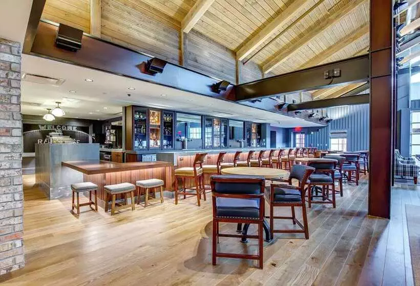 ホテル The Campbell House Lexington, Curio Collection By Hilton