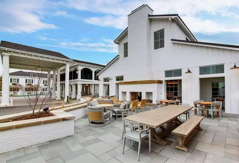 ホテル The Campbell House Lexington, Curio Collection By Hilton