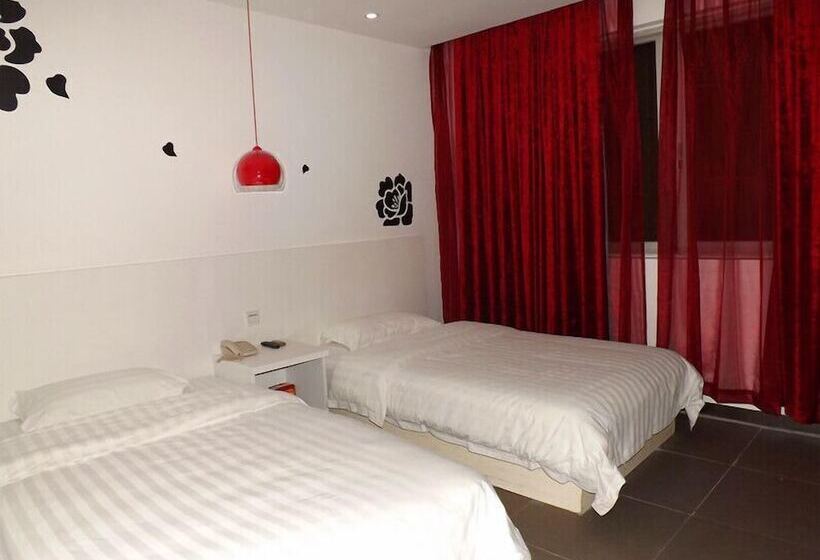 V8 Hotel Xi Lang Branch