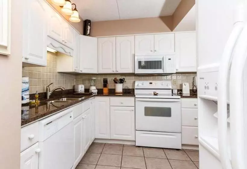 Island Echos Condominiums by ResortQuest