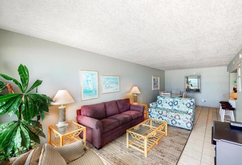 Island Echos Condominiums by ResortQuest