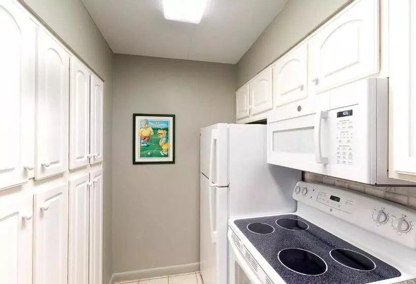 Island Echos Condominiums by ResortQuest