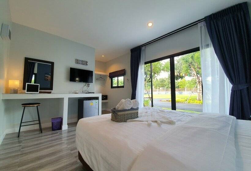 Hotel Bannjamjuree Resort Sattahip