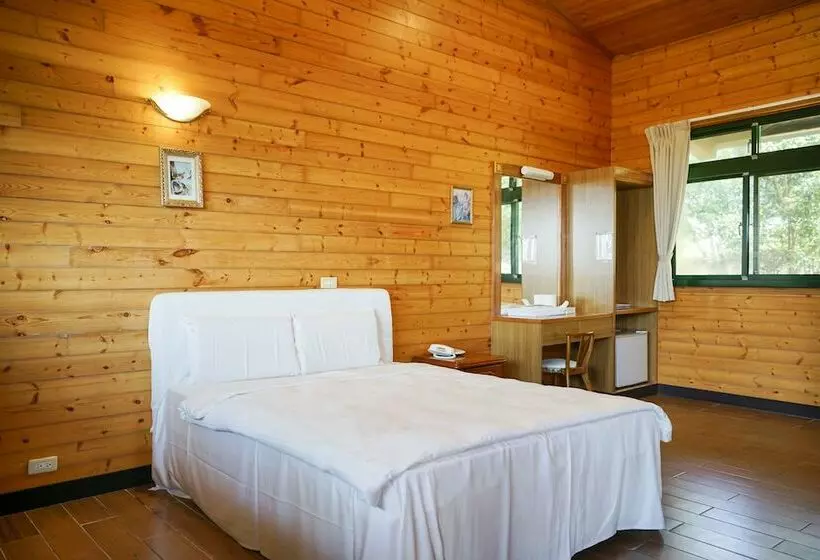 هتل Cloud Falls Resort