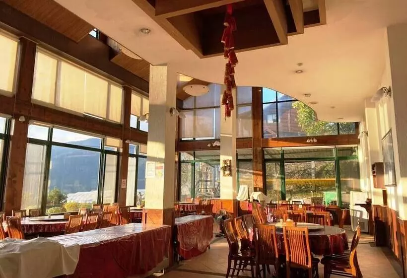 هتل Cloud Falls Resort
