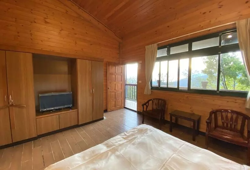 هتل Cloud Falls Resort