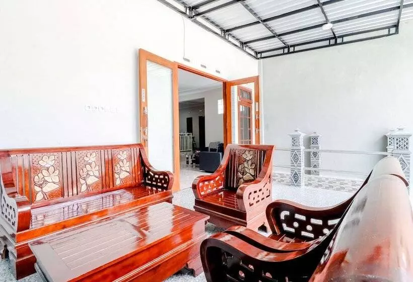 ホテル Guesthouse Nusa Indah Syariah 2