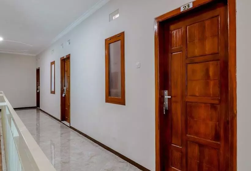 ホテル Guesthouse Nusa Indah Syariah 2