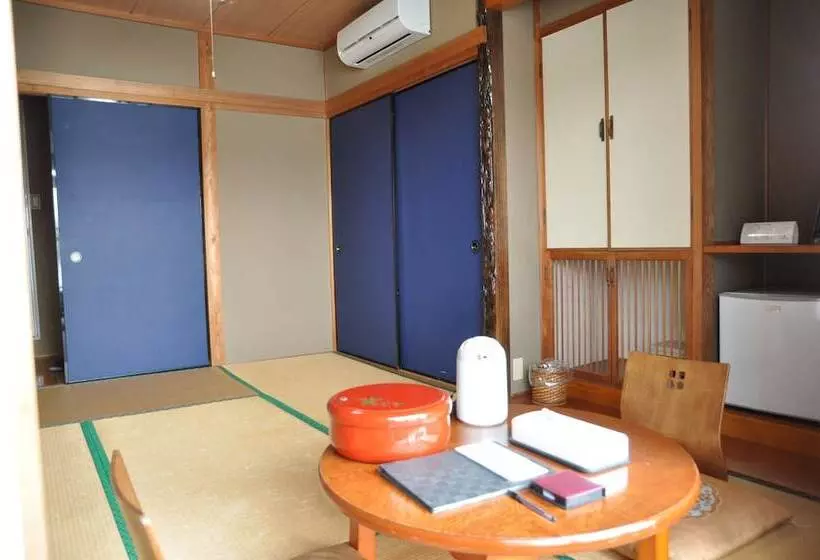 Ryokan Kahan No Yado Karatsu Castle